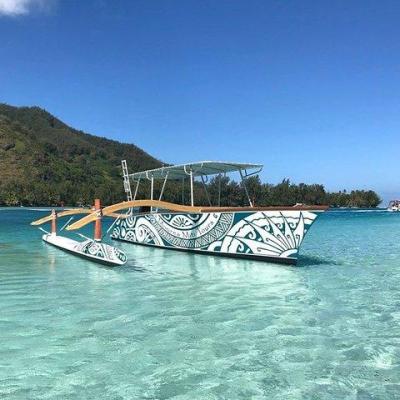 a small boat in a body of water